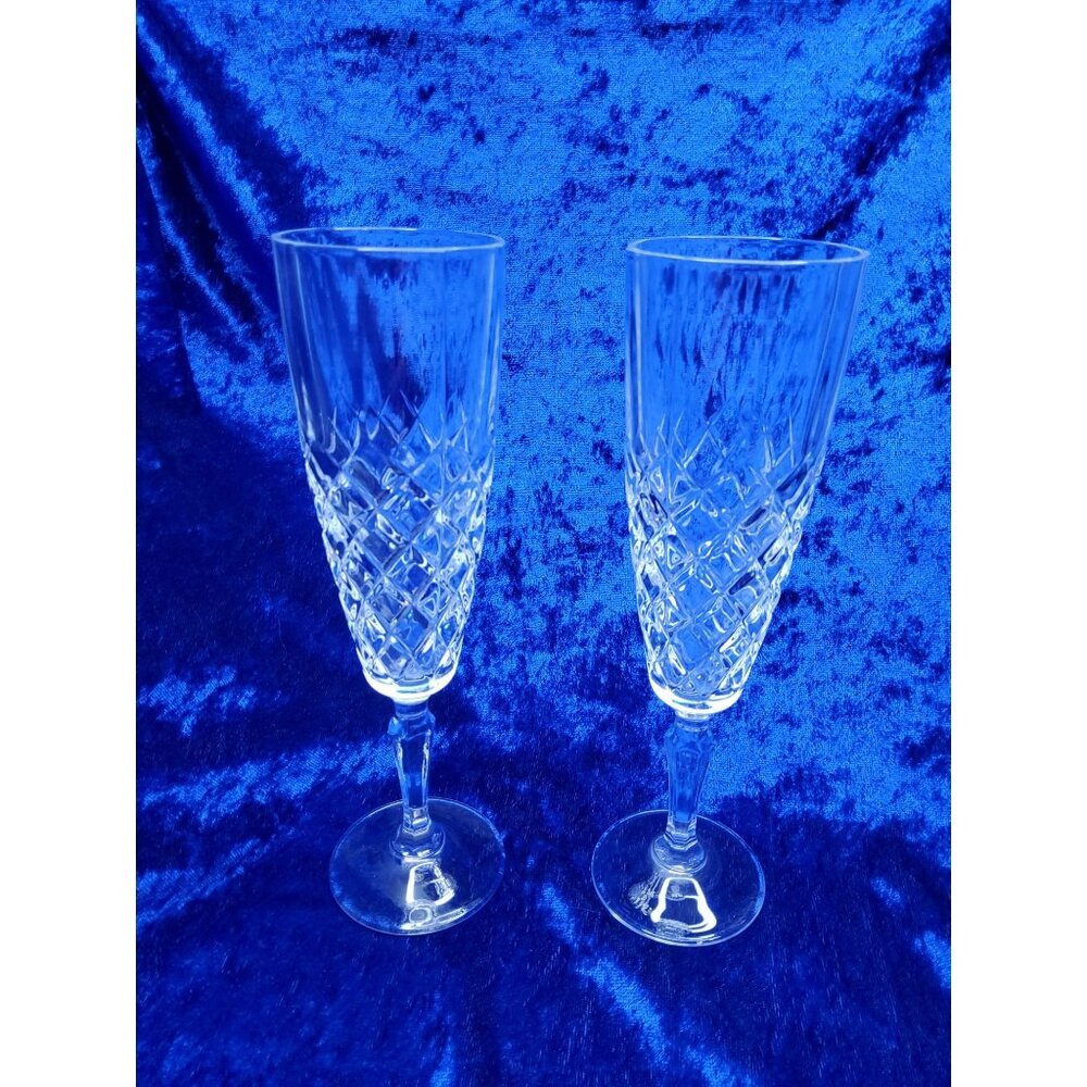 vintage durand 1950s set of dauphine pattern pressed glass champagne flutes